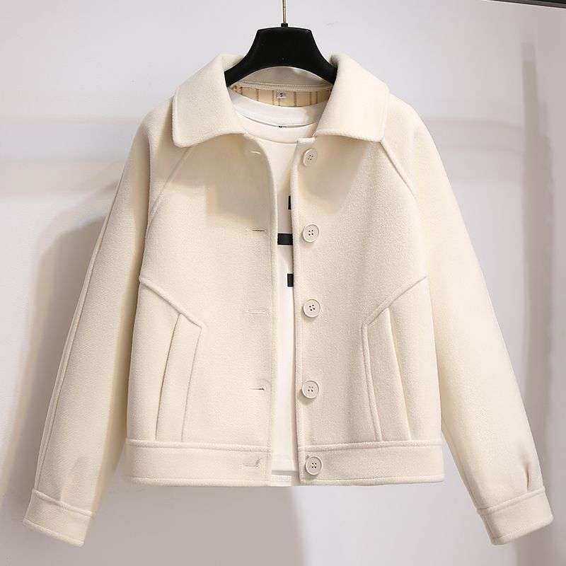 Women's Retro Fashion Short Loose Wool Coat by Mirlaine Univers