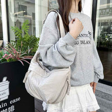 Korean-style Niche Lightweight Crossbody Shoulder Bag For Fall And Winter