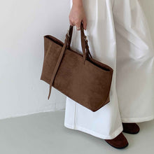 New Autumnwinter Tote Bag In Suede With A Large Capacity