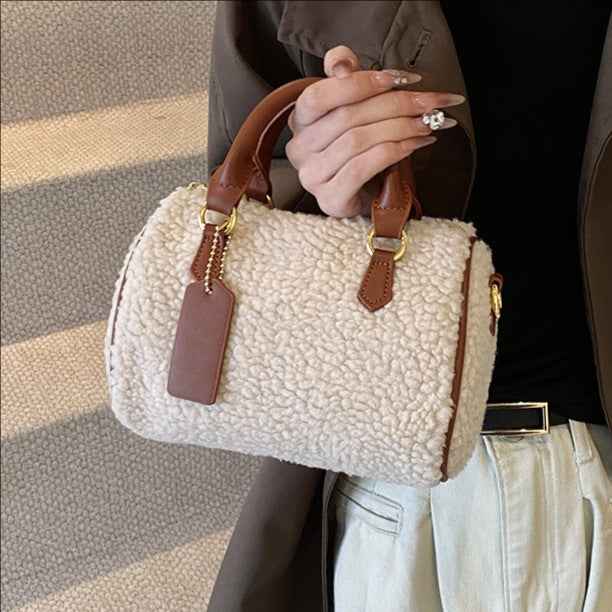 Sac à bandoulière ou porté croisé en mohair et agneau, décontracté, polyvalent et sophistiqué