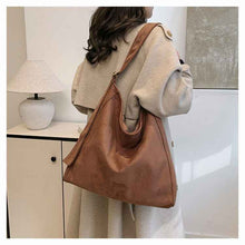 Stylish New Large-capacity Shoulder Bag