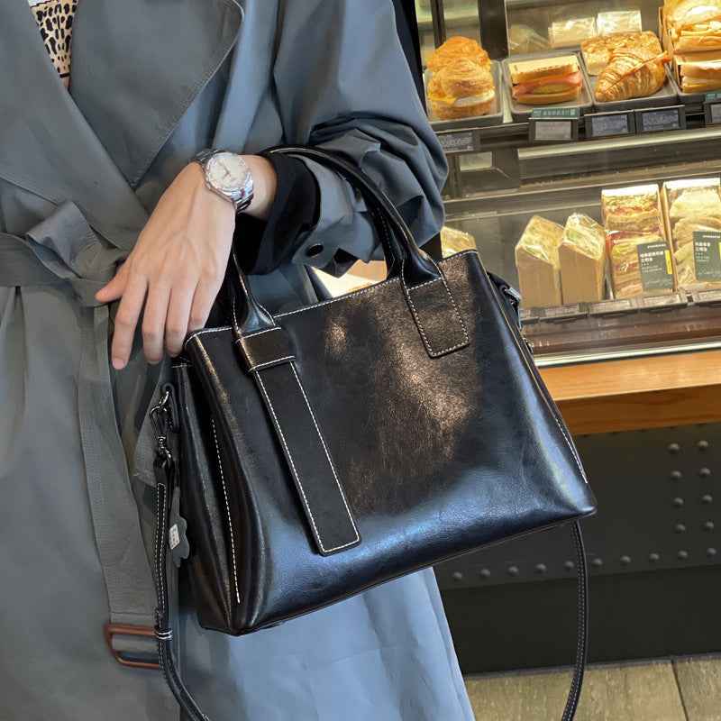 Womens Stylish Versatile High-capacity Shoulder And Crossbody Bag