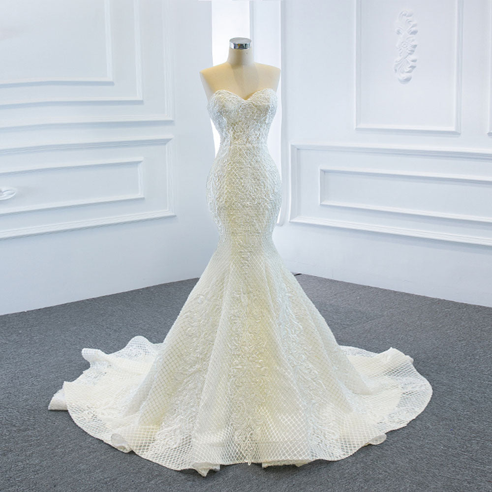 The Wedding Dress Wears Two Fishtail Tail Tube Tops, The Temperament Is Thin And Dreamy by Mirlaine Univers