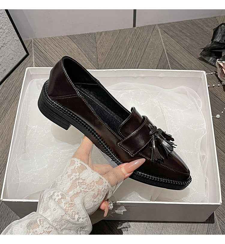 Pointed-toe Slip-on Tassel Shoes In Plus Sizes For Women