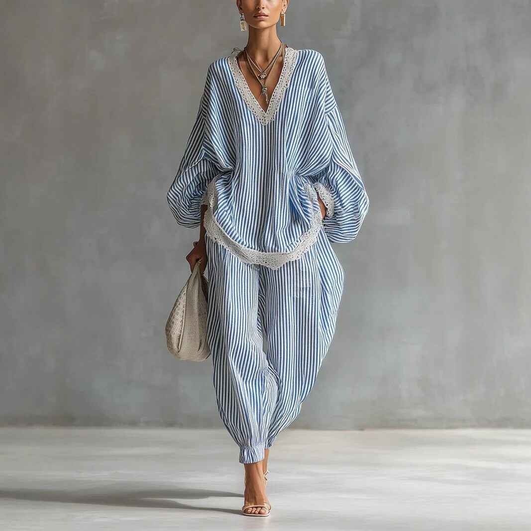 Blue And White Striped Lace-trimmed Loose Set For Women