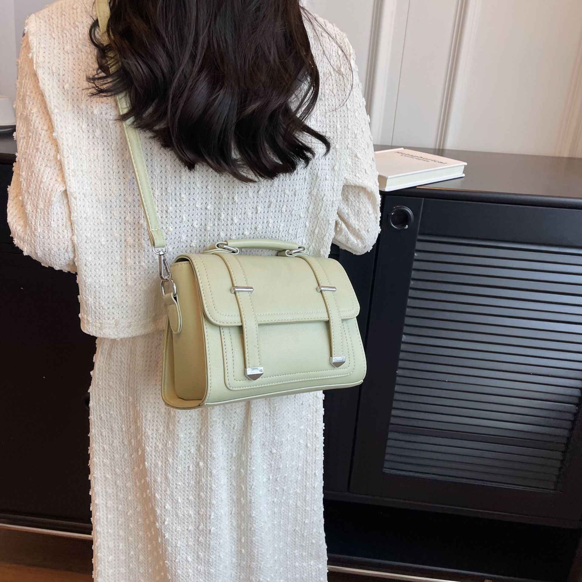 Stylish Minimalist Versatile Crossbody Shoulder Bag For Women