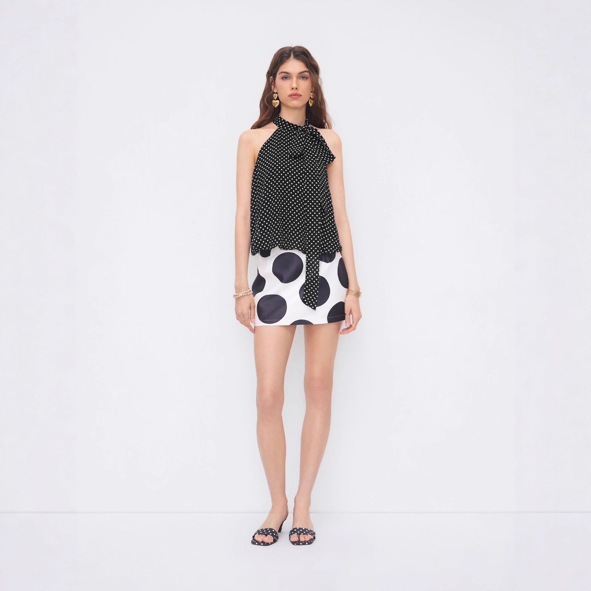 Round-neck Polka-dot Sleeveless Tie-neck Top by Mirlaine Univers Round-neck Polka-dot Sleeveless Tie-neck Top Mirlaine Univers round-neck-polka-dot-sleeveless-tie-neck-top 0 Round-neck Polka-dot Sleeveless Tie-neck Top Mirlaine Univers Round-neck Polka-dot Sleeveless Tie-neck Top