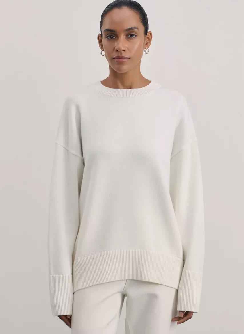 Women's Knitted Round Neck Solid Color Loose Fashion Sweater