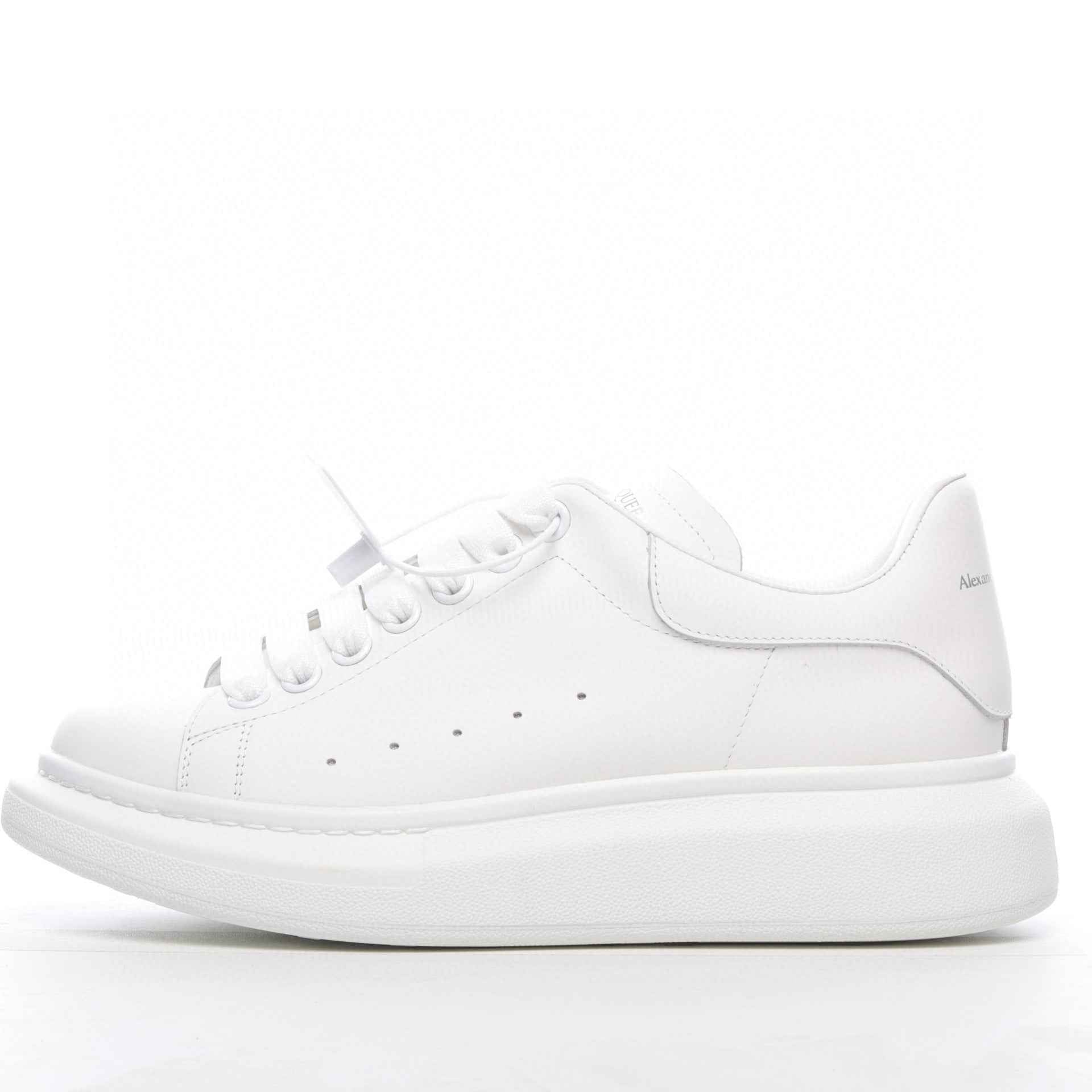 Multicolor Thick-soled Leather Epoxy Coated Elegant Gradient Men's And Women's Sneakers