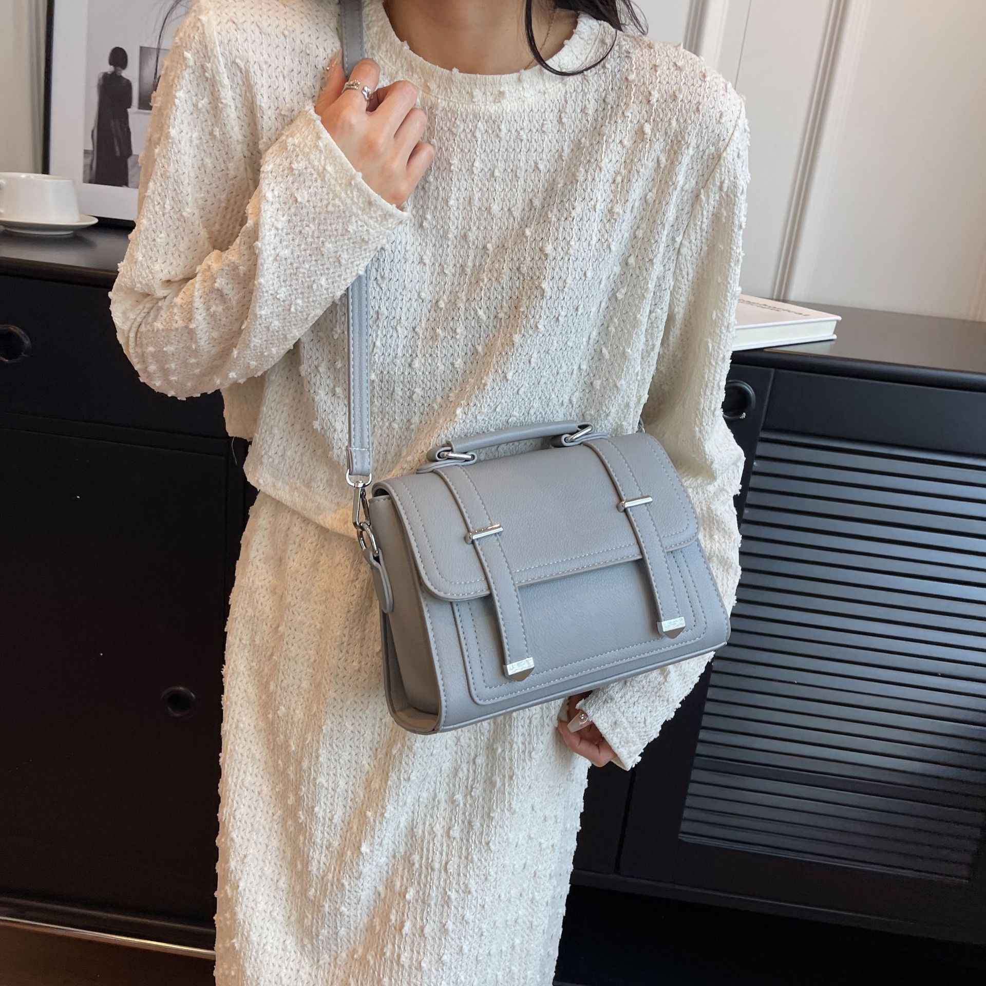 Stylish Minimalist Versatile Crossbody Shoulder Bag For Women
