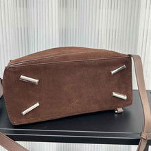 Suede Tote Bag With A Large Capacity