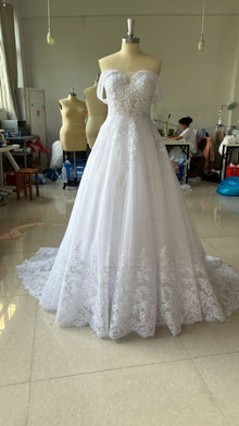 Off-shoulder Bridal Main Wedding Dress Elegant Court Style High-grade Luxury French Light Door Yarn by Mirlaine Univers
