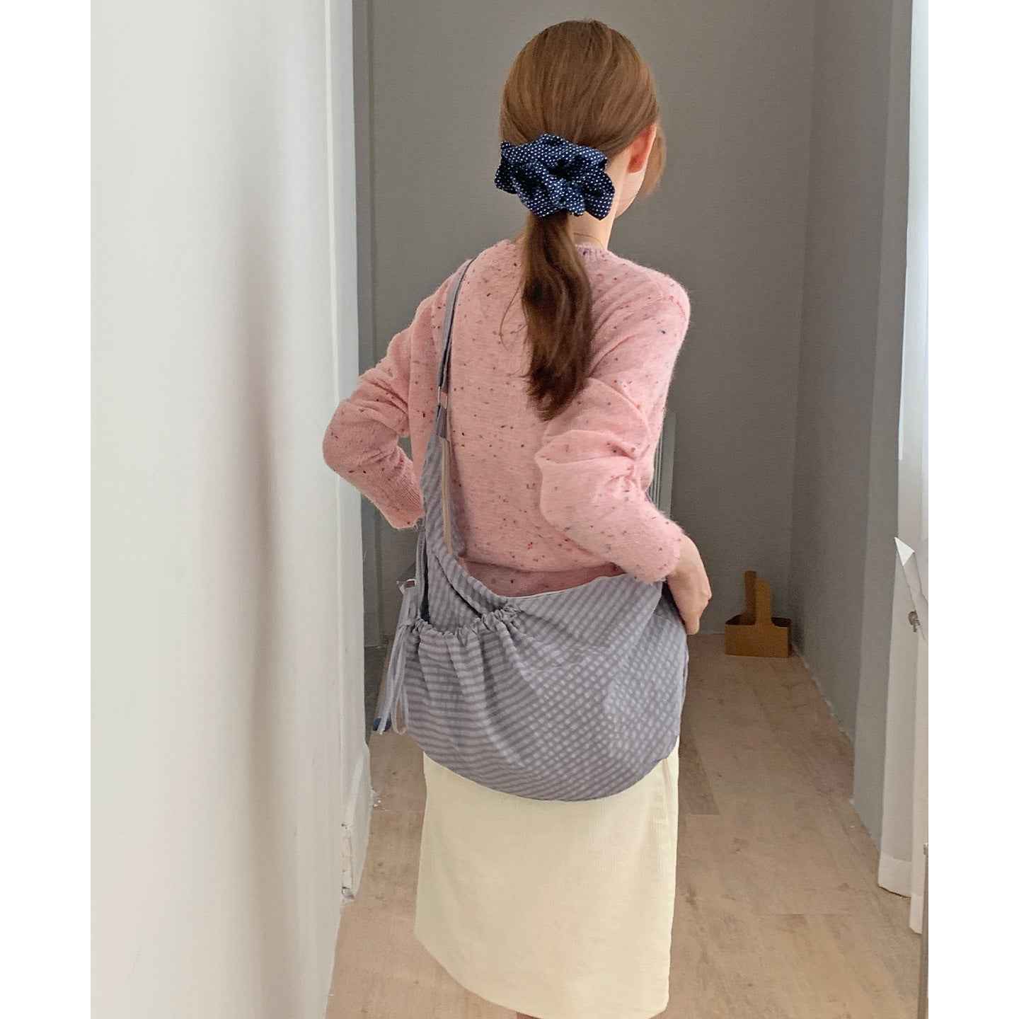 Korean-style Instagram-inspired Relaxed-fit Horn-shaped Tote Bag With A Large Capacity