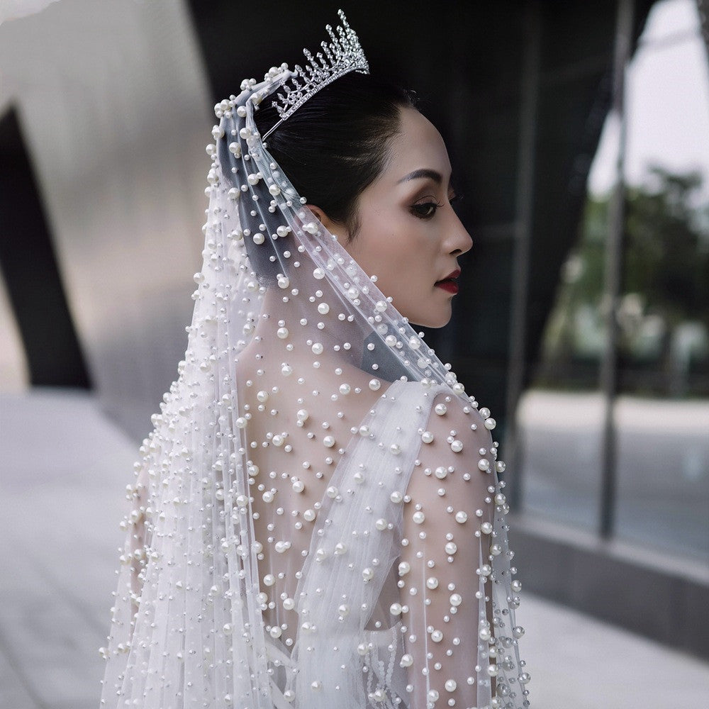 Luxury Heavy Industry Bridal Pearl Veil by Mirlaine Univers
