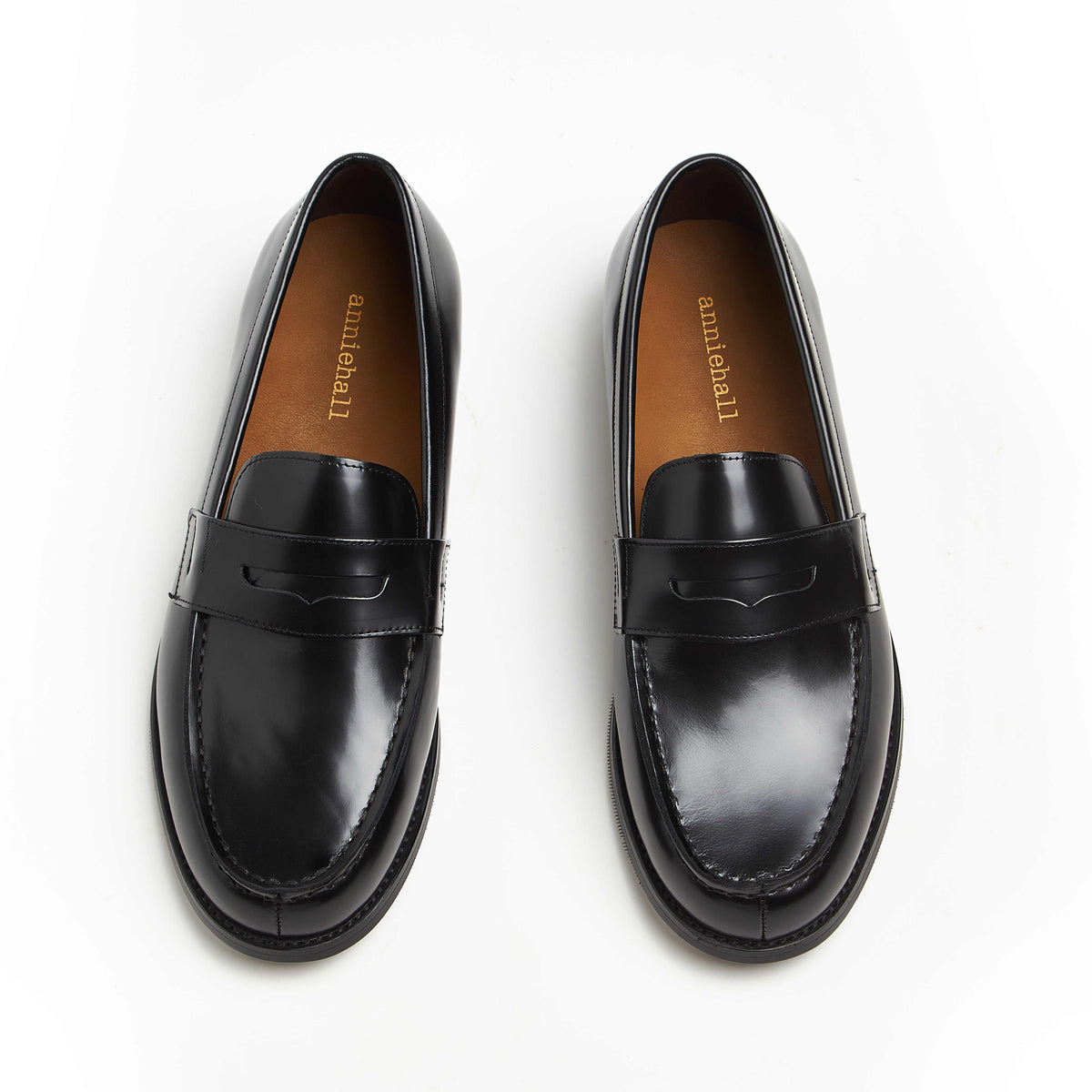Classic Matte Full-grain Leather Shoes by Mirlaine Univers