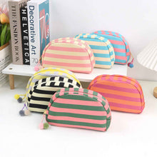 Striped Fashionable Shell-Shaped Makeup Bag