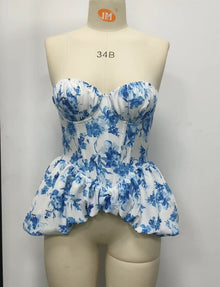 Printed Fishtail Hem Boning Bustier Top by Mirlaine Univers Printed Fishtail Hem Boning Bustier Top Mirlaine Univers printed-fishtail-hem-boning-bustier-top 4 Printed Fishtail Hem Boning Bustier Top Mirlaine Univers Printed Fishtail Hem Boning Bustier Top