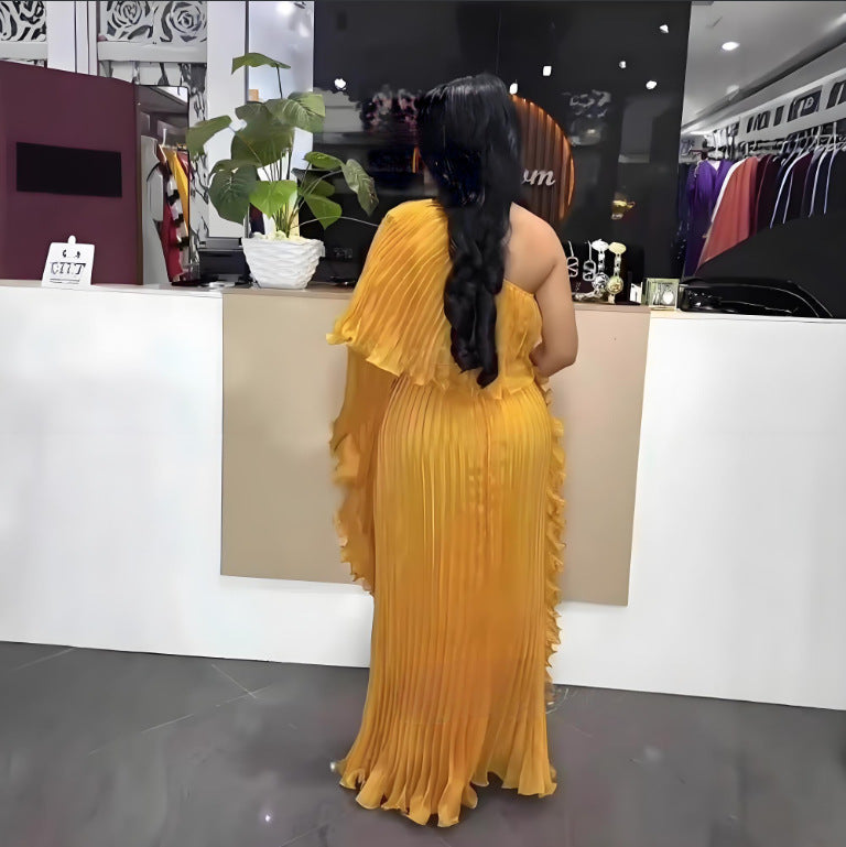 Fashionable One-shoulder Elegant Evening Dress by Mirlaine Univers