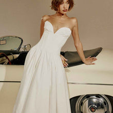 Solid-color V-neck Maxi-length Sleeveless Boned Bustier Elegant Sexy Figure-flattering Midi Dress