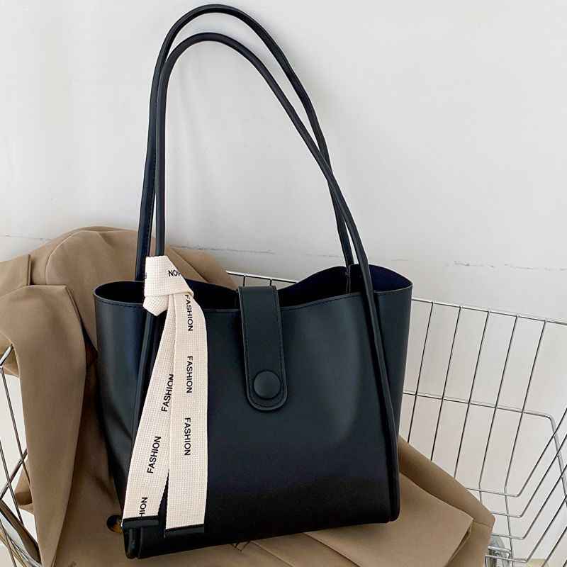 Large-capacity Vintage Women's Shoulder Bag