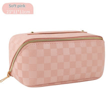 Large-Capacity Toiletry Bag Multi-Functional And Waterproof by Mirlaine Univers