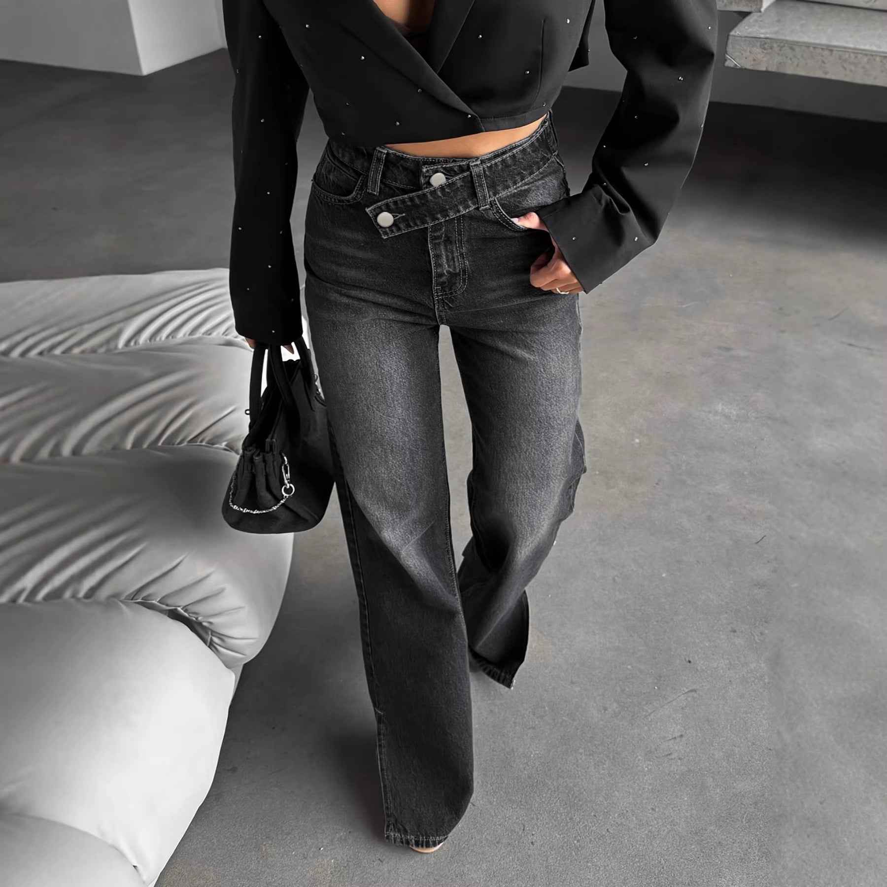 High-waisted, Slightly Flared, Washed Denim Jeans With A Slanted Waistband