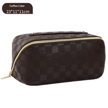 Large-Capacity Toiletry Bag Multi-Functional And Waterproof by Mirlaine Univers