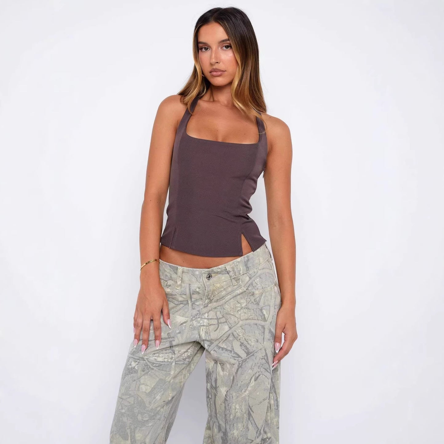 Solid-color Halter Women's Top by Mirlaine Univers Solid-color Halter Women's Top Mirlaine Univers solid-color-halter-womens-top 0 Solid-color Halter Women's Top Mirlaine Univers Solid-color Halter Women's Top