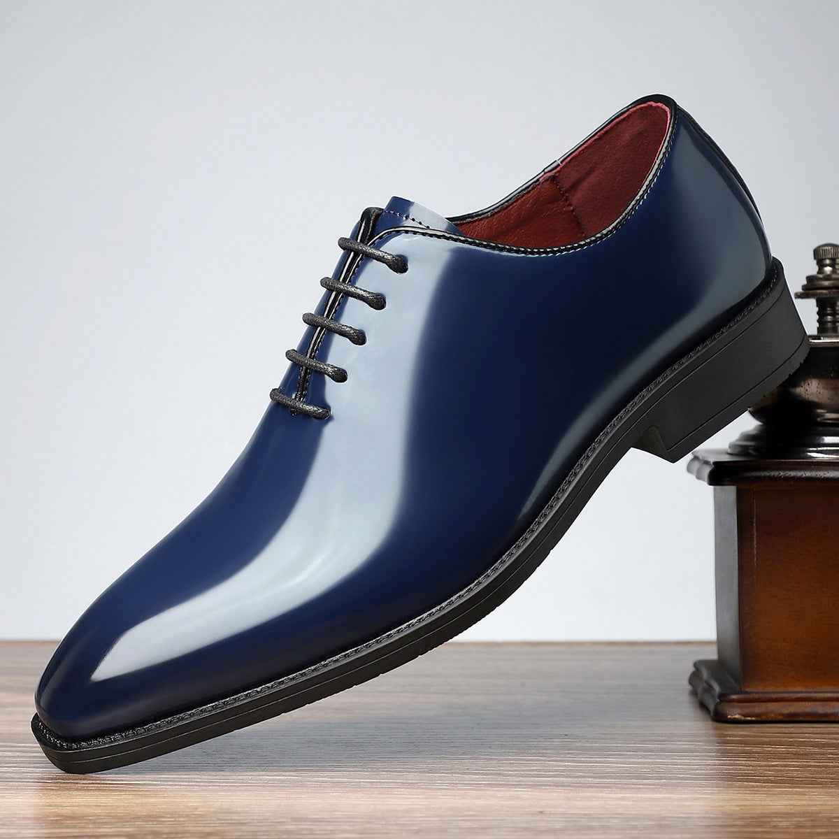 British Style Fashion Business Glossy Pointed Toe Comfortable All-matching Men's Shoes