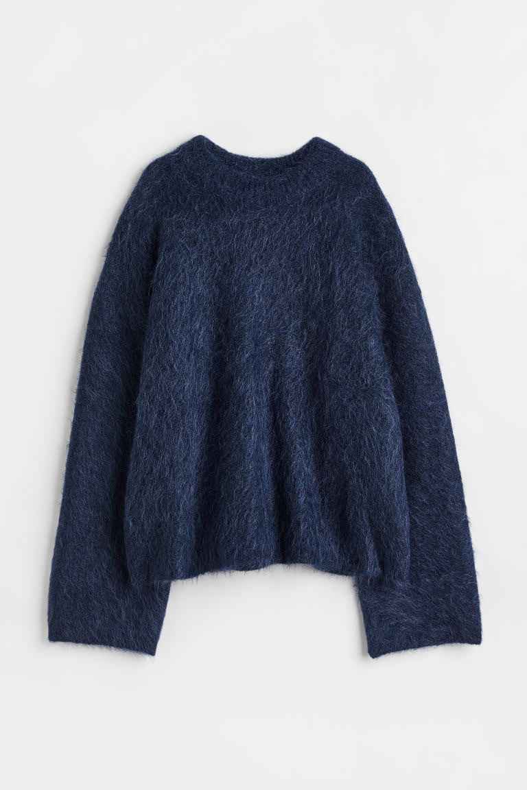 Round Neck Solid Color Long Velvet Sweaters Top
