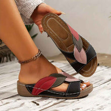 Summer New Color Matching Lightweight Outdoor Sandals Women