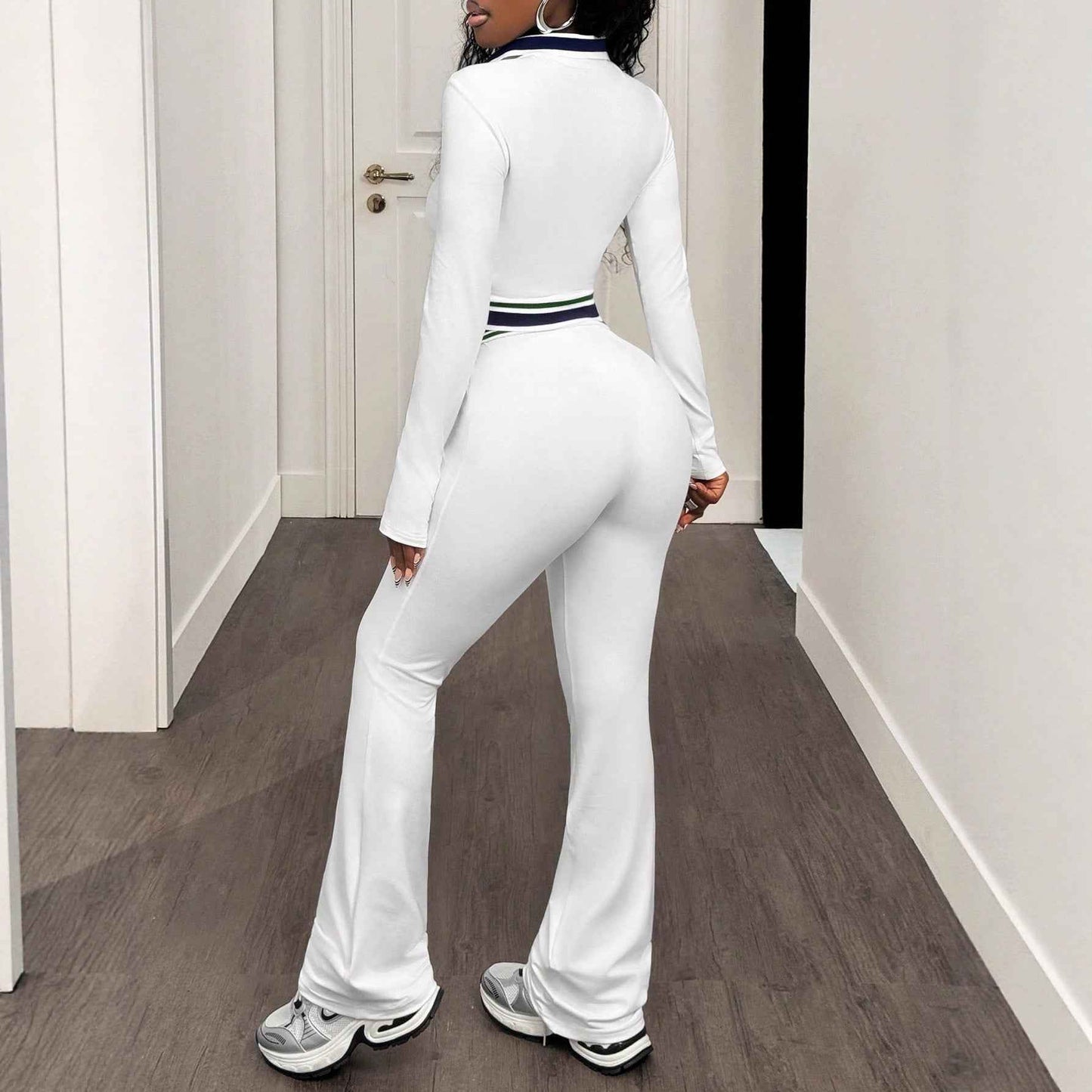 Crop Top And Tight-Fit Casual Sports Two-Piece Set