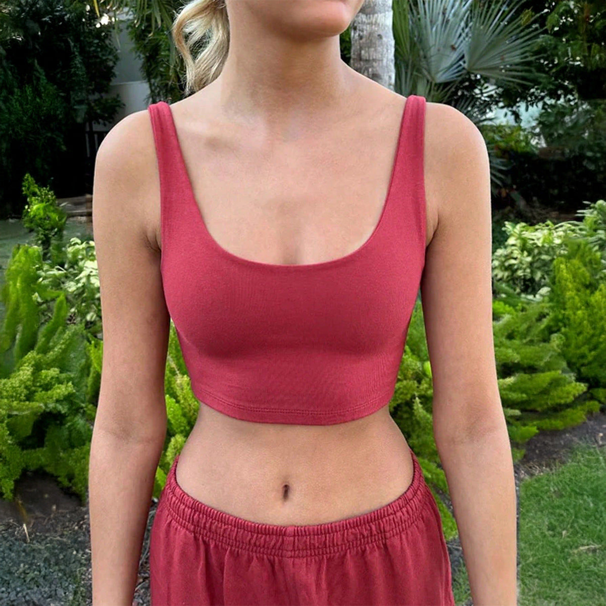 Solid-color Strap Vest Top For Women by Mirlaine Univers Solid-color Strap Vest Top For Women Mirlaine Univers solid-color-strap-vest-top-for-women 0 Solid-color Strap Vest Top For Women Mirlaine Univers Solid-color Strap Vest Top For Women