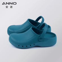 Soft Doctors Nurses Shoes EVA Anti-slip Clogs With Strap Operating Room Medical Slippers Chef Work Flat flip for Long Standing