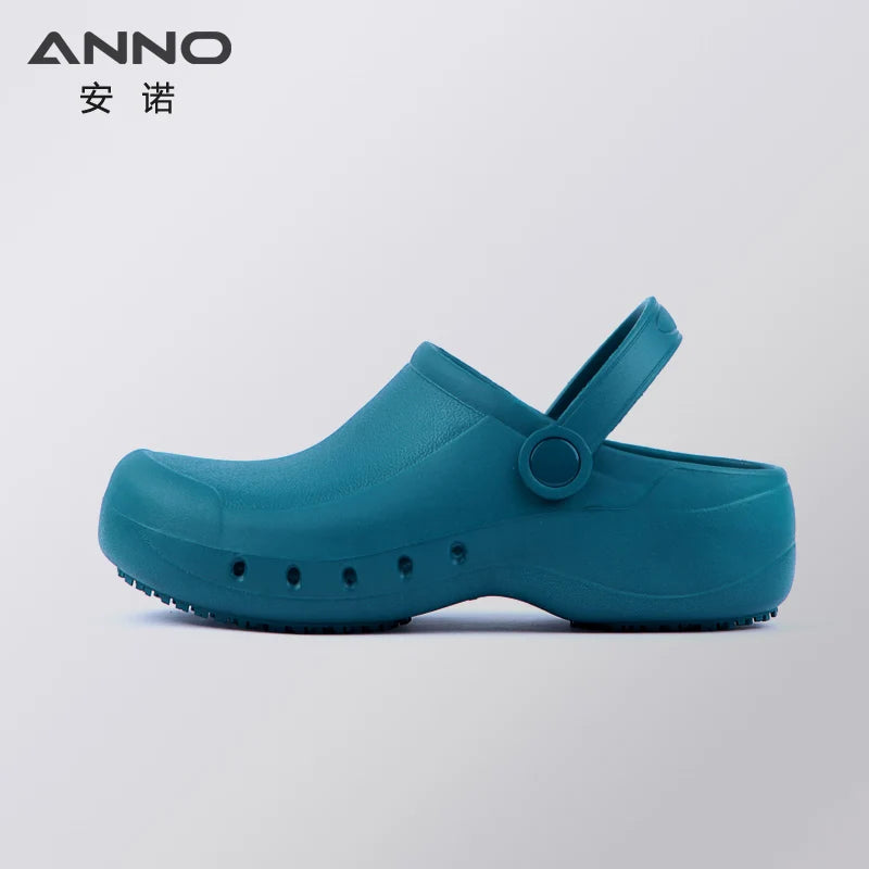 Soft Doctors Nurses Shoes EVA Anti-slip Clogs With Strap Operating Room Medical Slippers Chef Work Flat flip for Long Standing