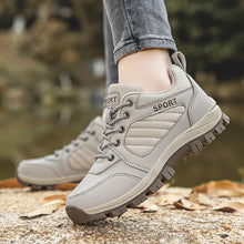 Large Size Climbing Shoes Fashionable All-Season Premium Non-Slip Outdoor Sports Women's Comfortable Mountaineering Footwear