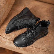 Autumn New Shoes for Man Cow Leather Casual Shoes High Top Black Flat Skateboard Shoes Winter Warm Plush Boots