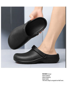 Summer Anti-Slip Slip-On Nurse Shoes Operating Room Slippers Headed Clogs Laboratory Cool Sandals Flat Heel Easy to Wear