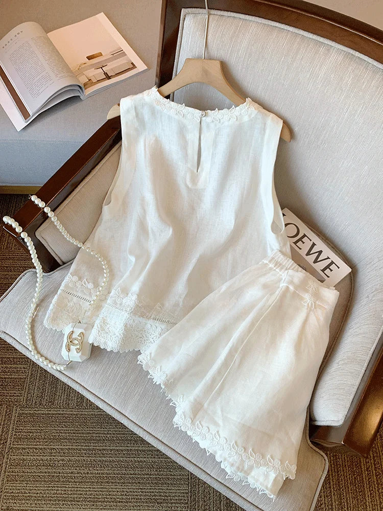 Summer 2025 Women's Embroidered Lace Trim Linen Two-Piece Set Sleeveless Top And Shorts Outfit Elegant And Proper Fashionable