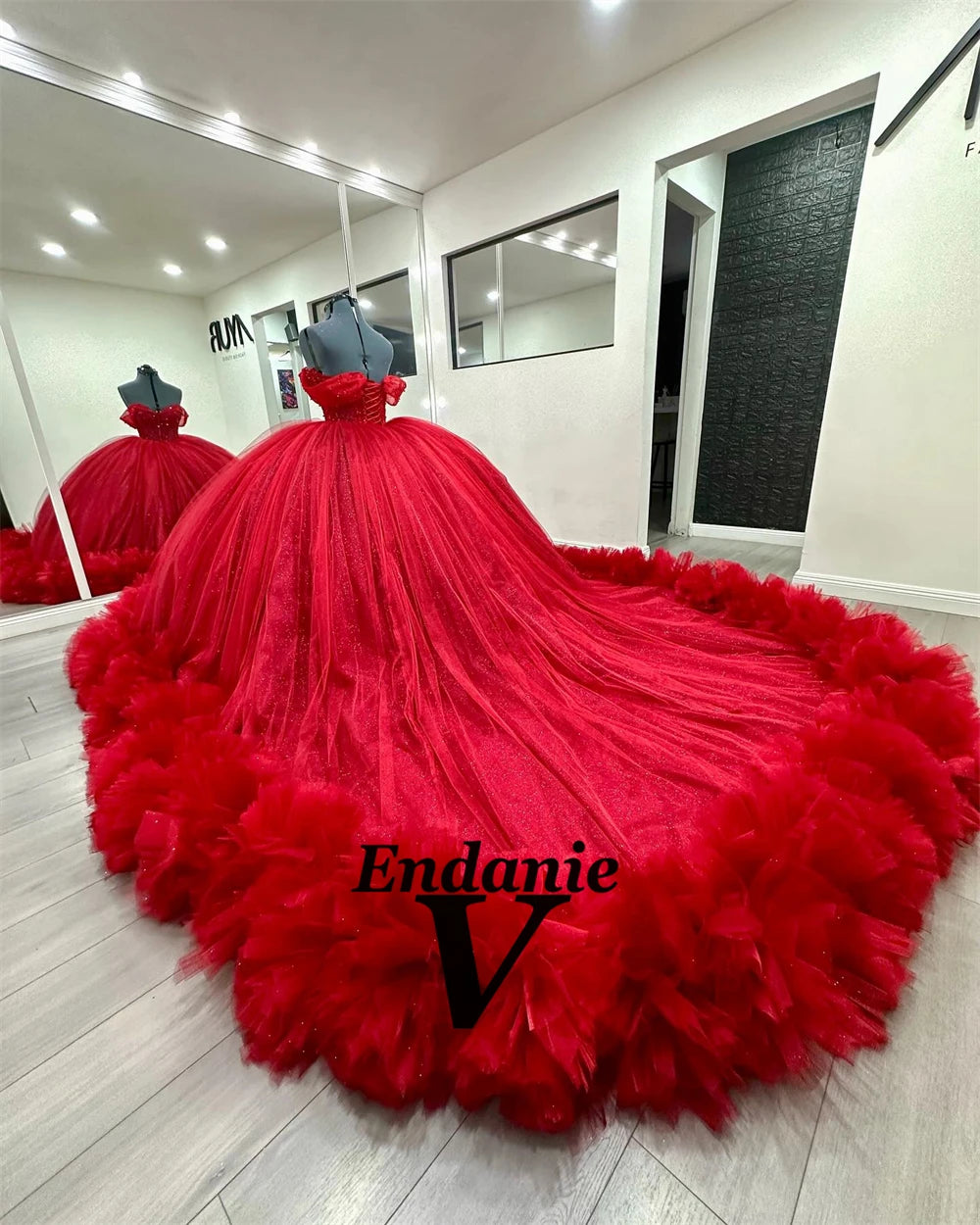 Vendanie Princess Sweetheart Ball Gowns Quinceanera Dresses for Girls Off the Shoulder Lace up Vestido De Quinceanera Customized