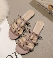 Women Soft Leather Stud Flat Shoes Open Toe Summer Black White Brown Slippers Seam Retro Leisure Slides EU34-43 Big Gold Rivets