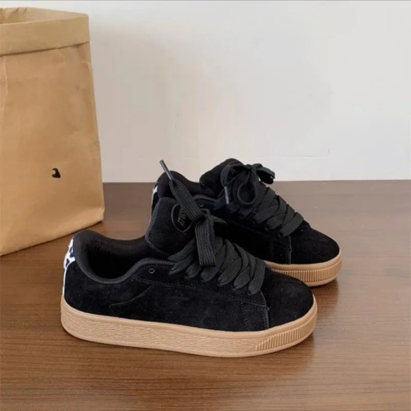 Platform Casual Shoes  Spring Autumn New Men's Fashion Cross Tied Vulcanized Shoes Comfortable Outdoor Non Slip Sneakers