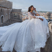 Luxury Wedding Dresses O-Neck A-Line Bridal Gowns Lace Appliques Long Sleeves Robe 2025 Vintage Vestidos De Novia Customized