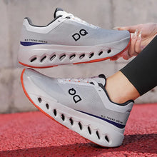 Men Women Comfortable Shoes Unisex Breathable Mesh Walking on Ultralight Outdoor Running Casual Sneakers Clouds Shoes