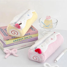 Trousse à crayons en peluche style coréen crème Swiss Roll, trousse de rangement de bureau pour étudiants, pochette à stylos, trousse de maquillage mignonne pour fille