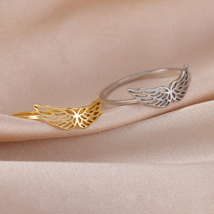 Skyrim Flying Angel Wings Women Ring Stainless Steel Finger Rings Kpop Fashion Wedding Band Jewelry Birthday Gift Wholesale