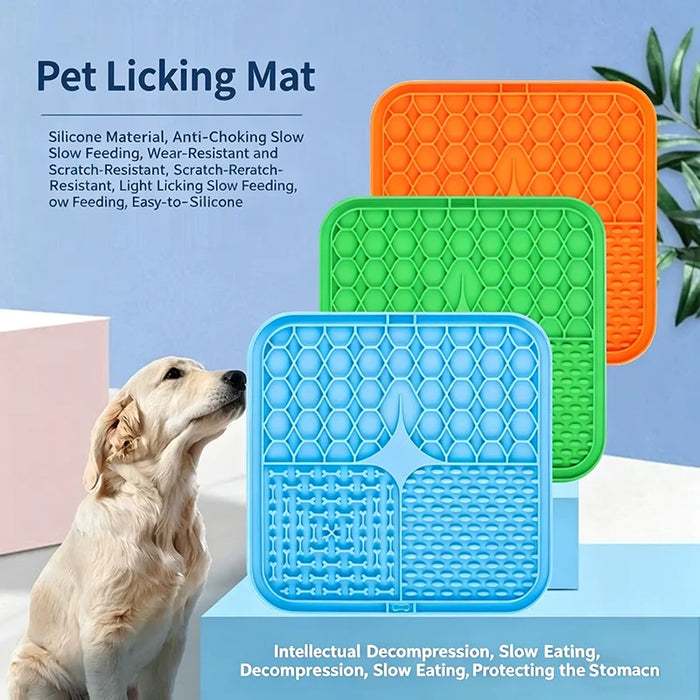 Silicone Pet Licking Mat With Strong Suction Cups Dog Slow Feeder Bowl Anti Choking Slow Food Pad For Dogs Cats Anxiety Relief