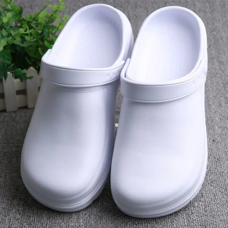 Non-Slip Closed-Toe Operating Room Slippers, Medical Closed-Toe Slippers, Hospital Clogs, Surgical Shoes for Departments, Dual-Use