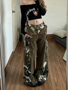 Jean cargo femme marron à patchwork camouflage, style vintage Harajuku, coupe large, jean déchiré style Y2K japonais des années 2000