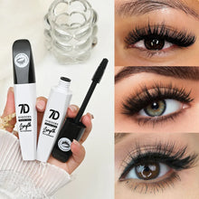Mascara 7D waterproof et facile à démaquiller, sans bavure, allongeant et recourbant pour un regard intense.